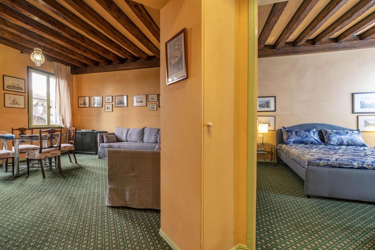 Ca' Delle Vele Apartment เวนิส ภายนอก รูปภาพ