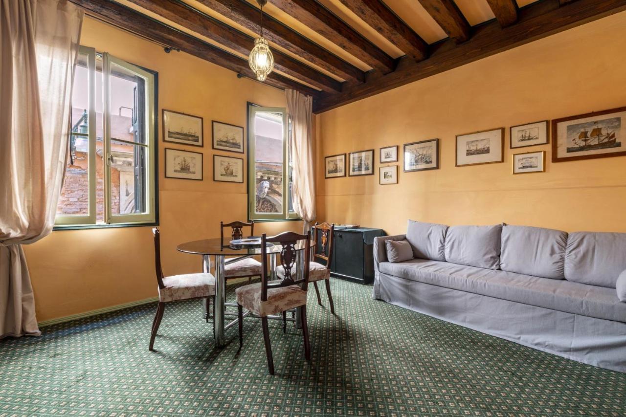 Ca' Delle Vele Apartment เวนิส ภายนอก รูปภาพ